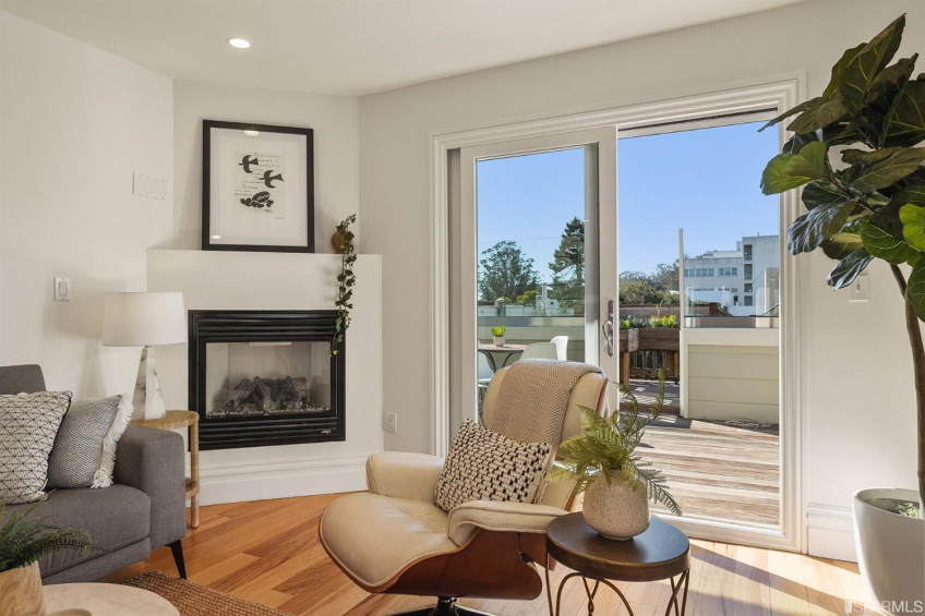 Resource #530189622: image #4