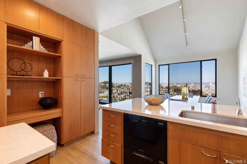 Resource #530204203: image #30