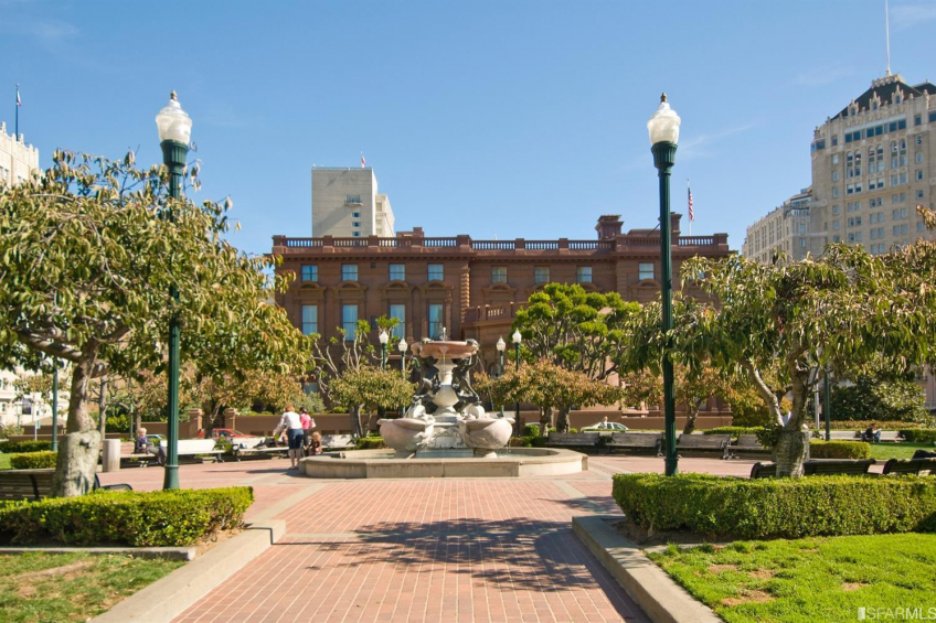 Resource #530206519: image #30 Resource #530206519: image #30