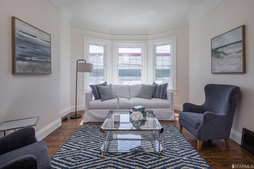 Resource #530211064: image #3