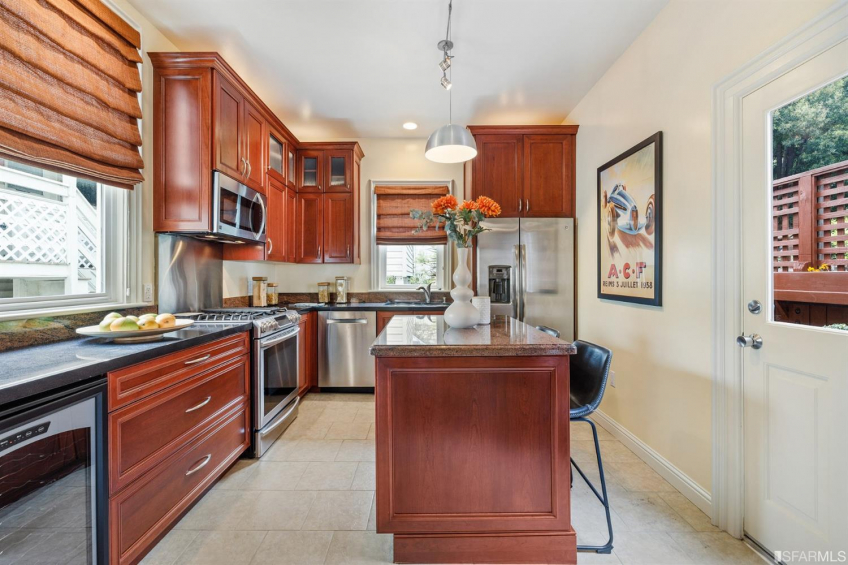 Resource #530217329: image #22