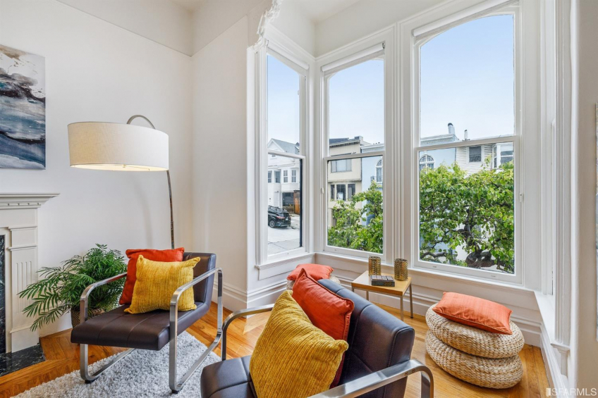 Resource #530217329: image #4