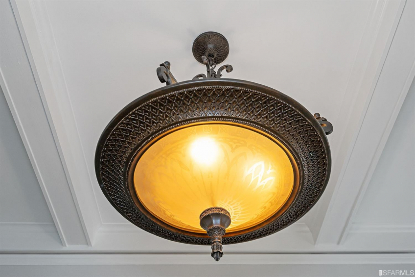 Resource #530231403: image #16 Resource #530231403: image #16