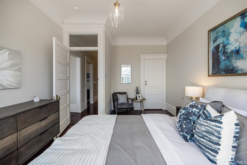 Resource #530232288: image #16 Resource #530232288: image #16