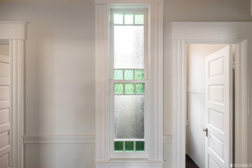 Resource #530232288: image #28 Resource #530232288: image #28