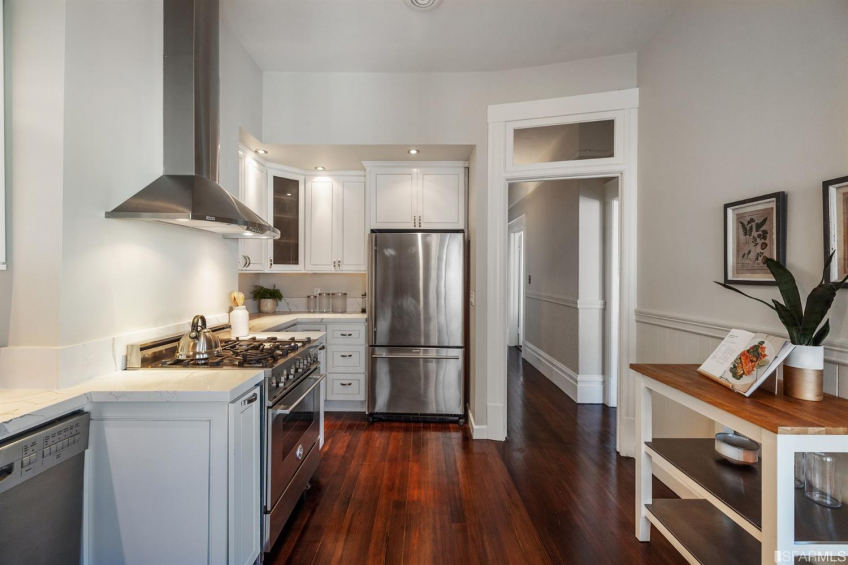 Resource #530232288: image #9 Resource #530232288: image #9