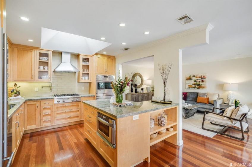 Resource #530252889: image #17