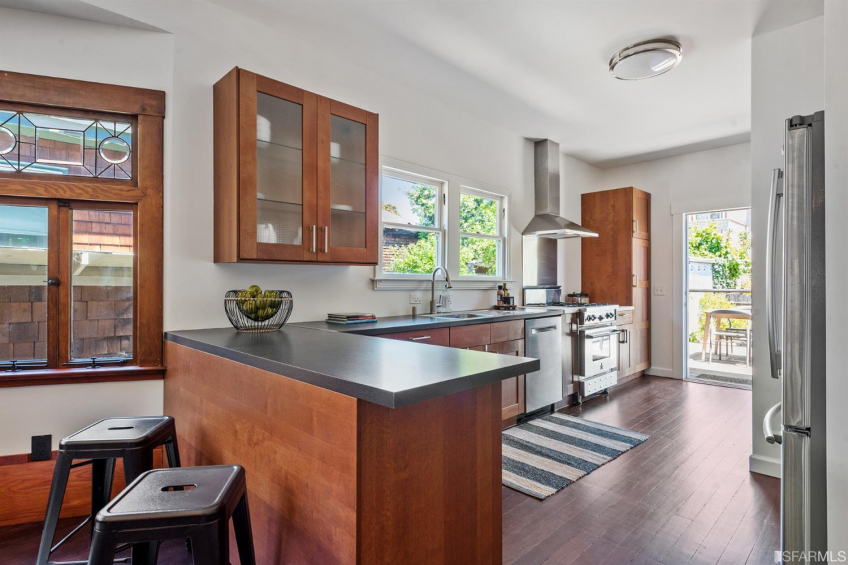 Resource #530265238: image #22 Resource #530265238: image #22