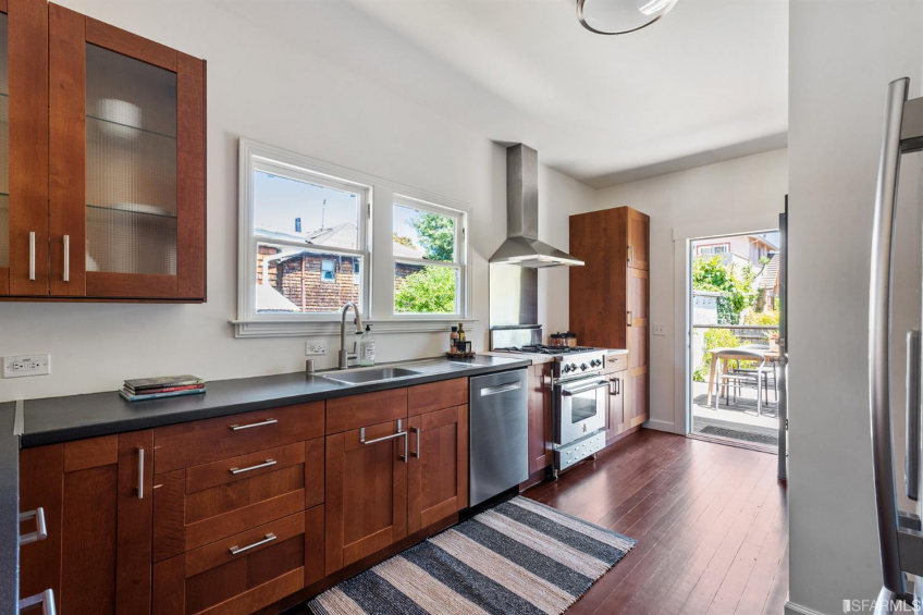 Resource #530265238: image #24 Resource #530265238: image #24