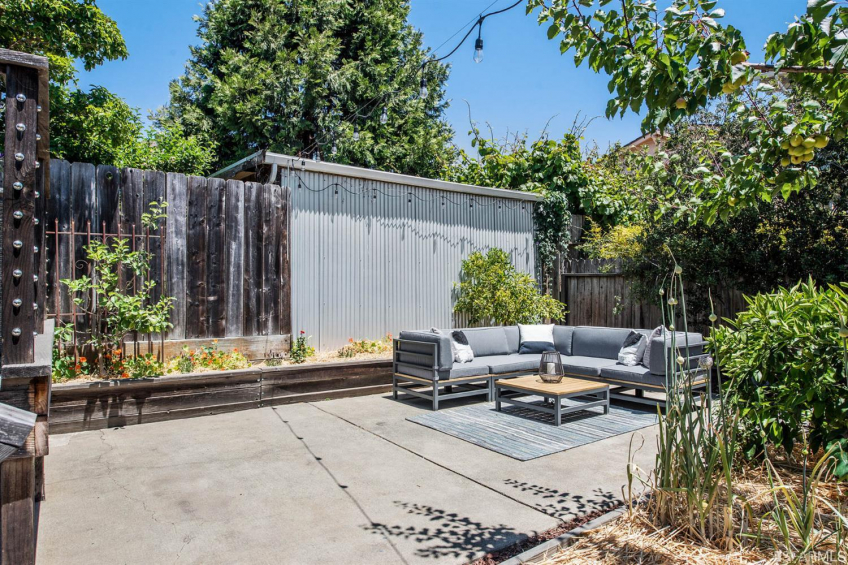 Resource #530265238: image #44 Resource #530265238: image #44