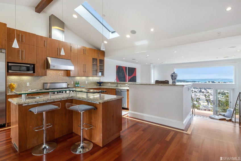 Resource #530270497: image #15 Resource #530270497: image #15