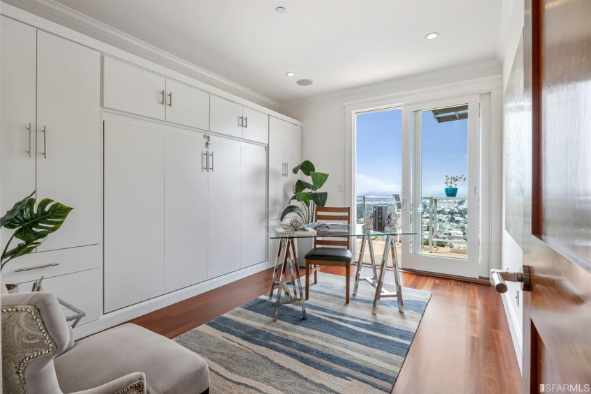 Resource #530270497: image #21 Resource #530270497: image #21