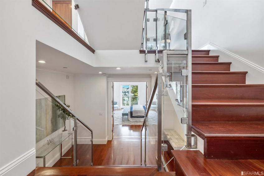 Resource #530270497: image #23 Resource #530270497: image #23