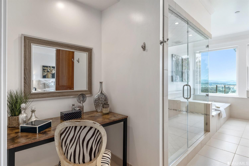 Resource #530270497: image #28 Resource #530270497: image #28