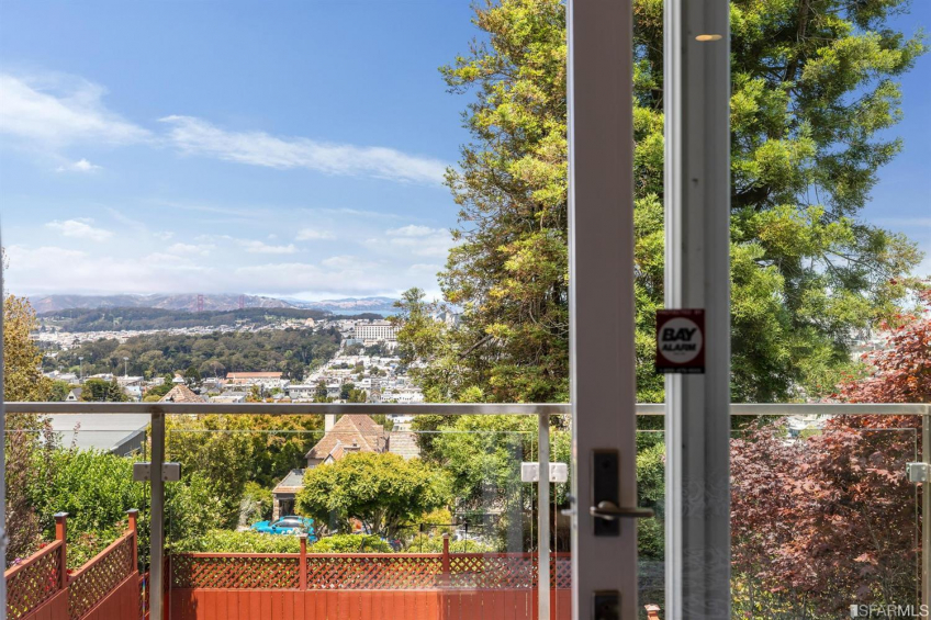 Resource #530270497: image #36 Resource #530270497: image #36