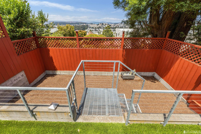 Resource #530270497: image #42 Resource #530270497: image #42