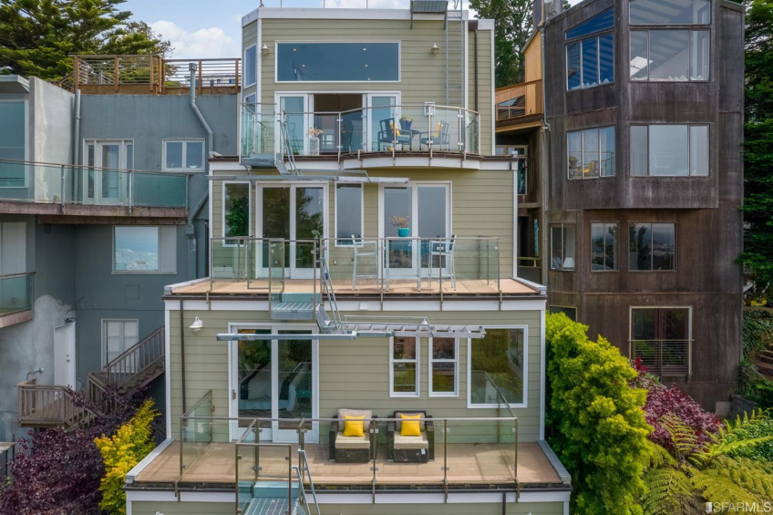 Resource #530270497: image #48 Resource #530270497: image #48