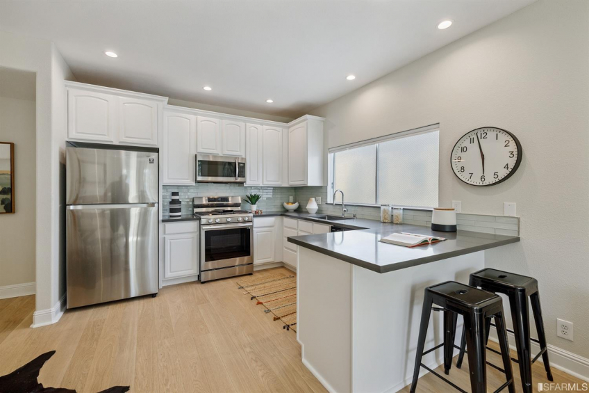 Resource #530295655: image #13