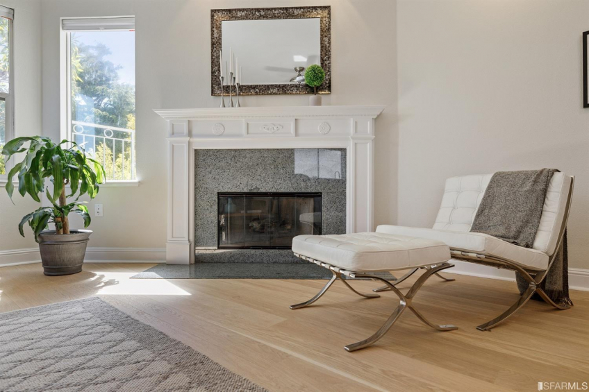 Resource #530295655: image #9