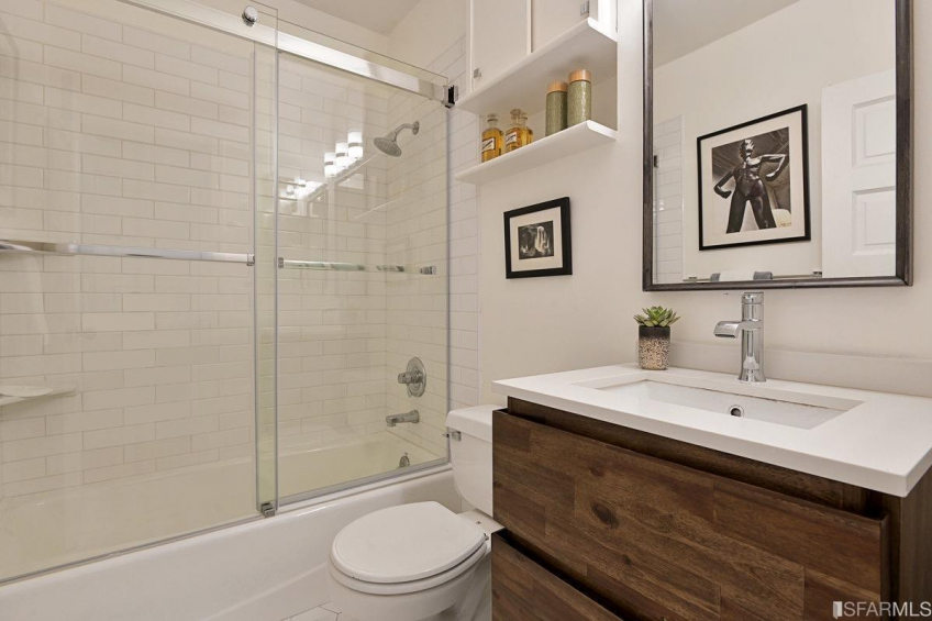 Resource #530325778: image #20