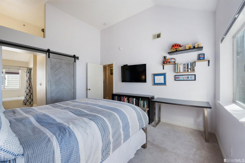 Resource #530341255: image #22