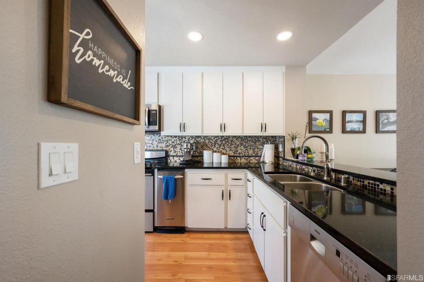 Resource #530341255: image #7