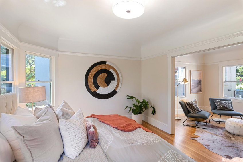 Resource #530354756: image #42