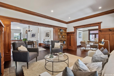 Resource #530265238: image #1